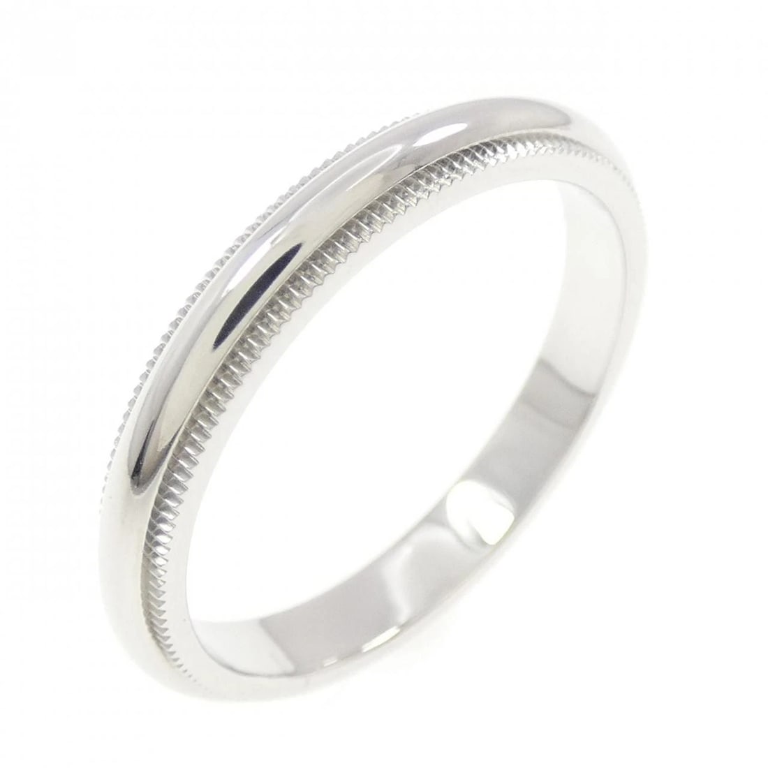 TIFFANY & CO. MILGRAIN RING: Tiffany & Co. Milgrain Ring Brand: Tiffany Type: Ring Material: Platinum 950, Main Stone/Creation Natural Color: White Size: 7.5-8 (US size) Accessories: None Accessories Notice: When