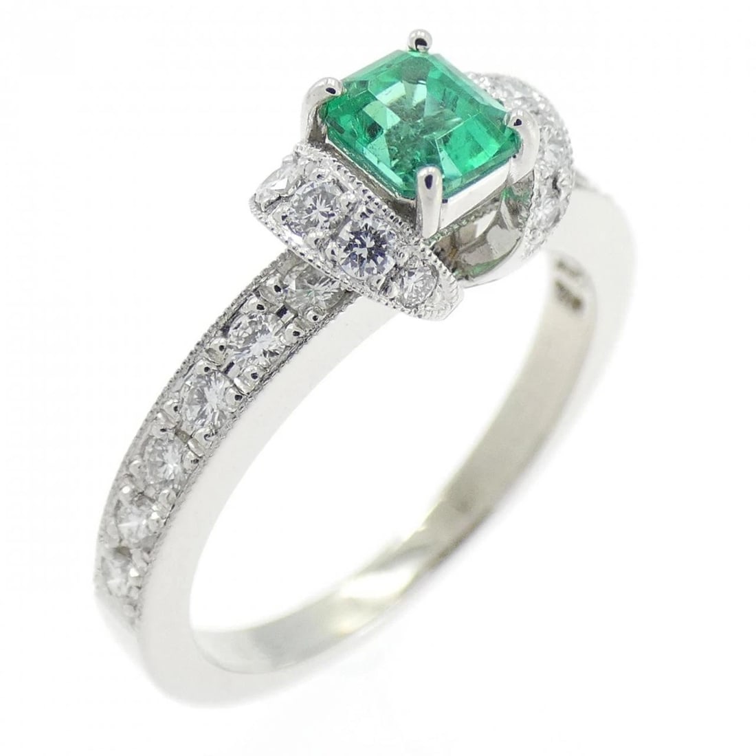 PT950 EMERALD RING: PT950 Emerald Ring Brand: Unbranded Type: Ring Material: Platinum 950, Main Stone/Creation emerald Color: White Gold Size: 5 US Accessories: None Accessories Notice: When purchasing pre-ow