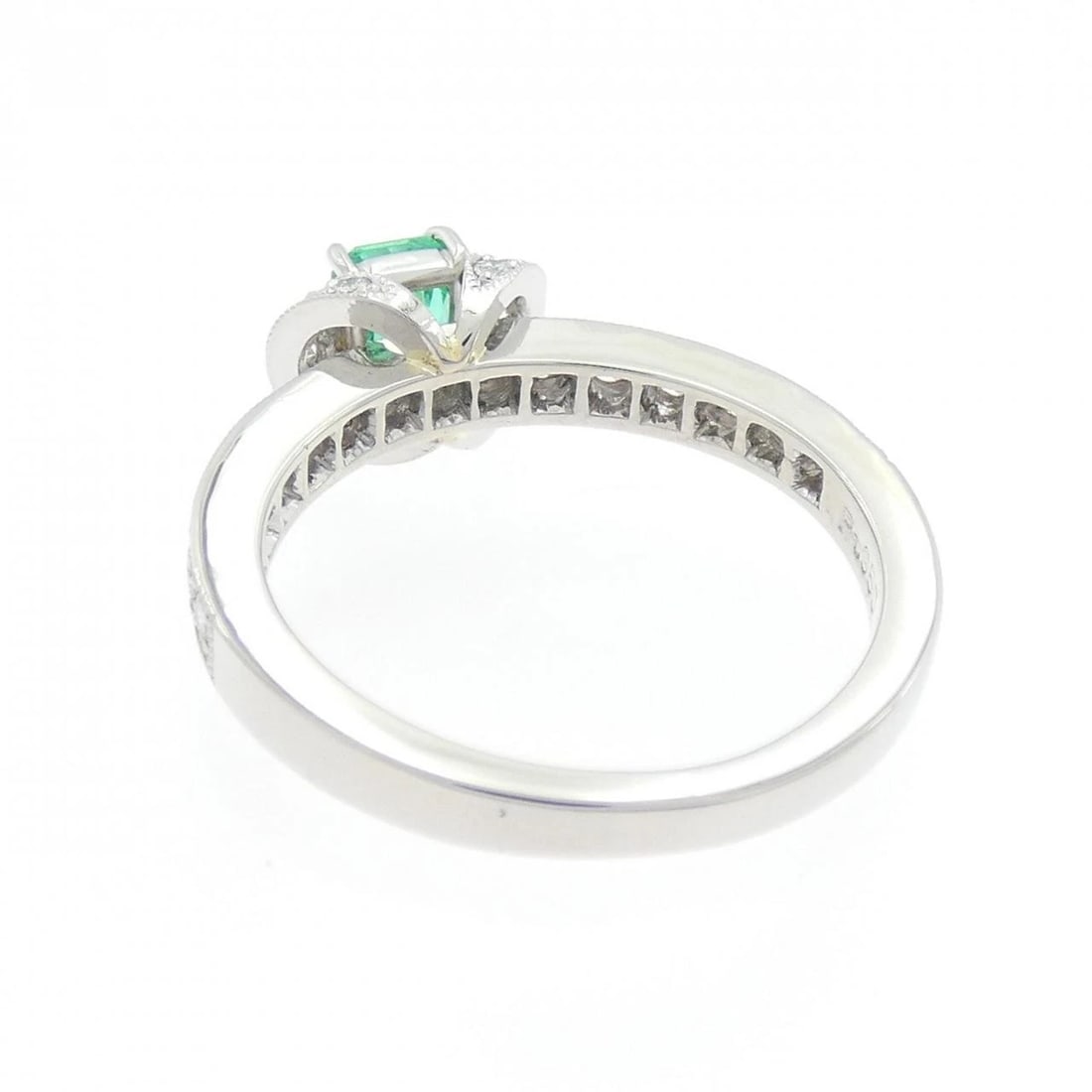 PT950 EMERALD RING - 3