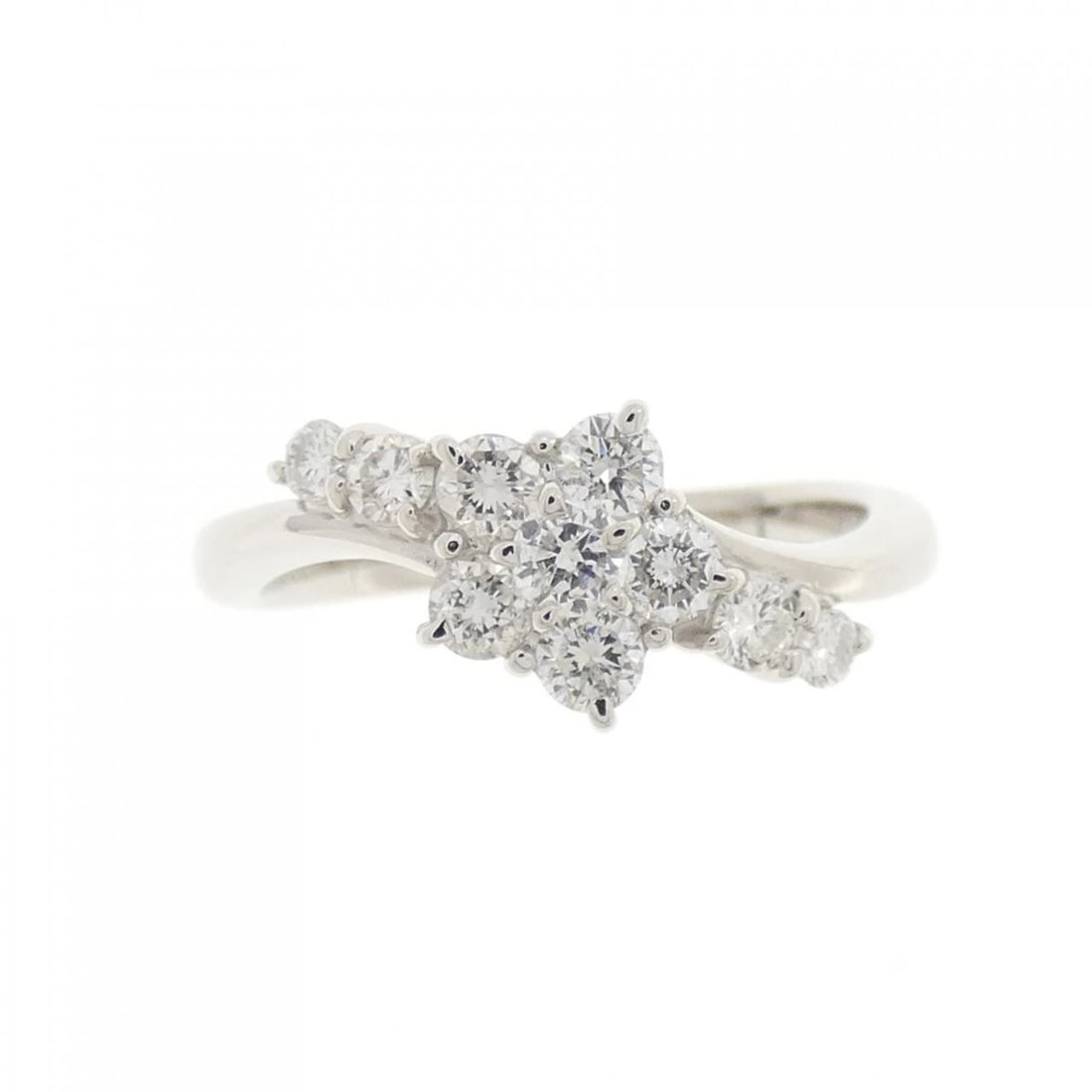 PT900 FLOWER DIAMOND RING - 2