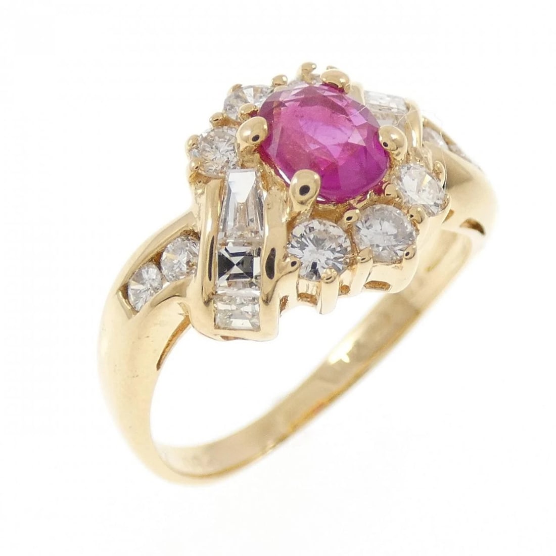 K18YG RUBY RING: K18YG Ruby Ring Brand: Unbranded Type: Ring Material: K18 Yellow Gold, Main Stone/Creation Ruby Color: Yellow Gold Size: 5.5 US Accessories: None Accessories Notice: When purchasing pre-ow