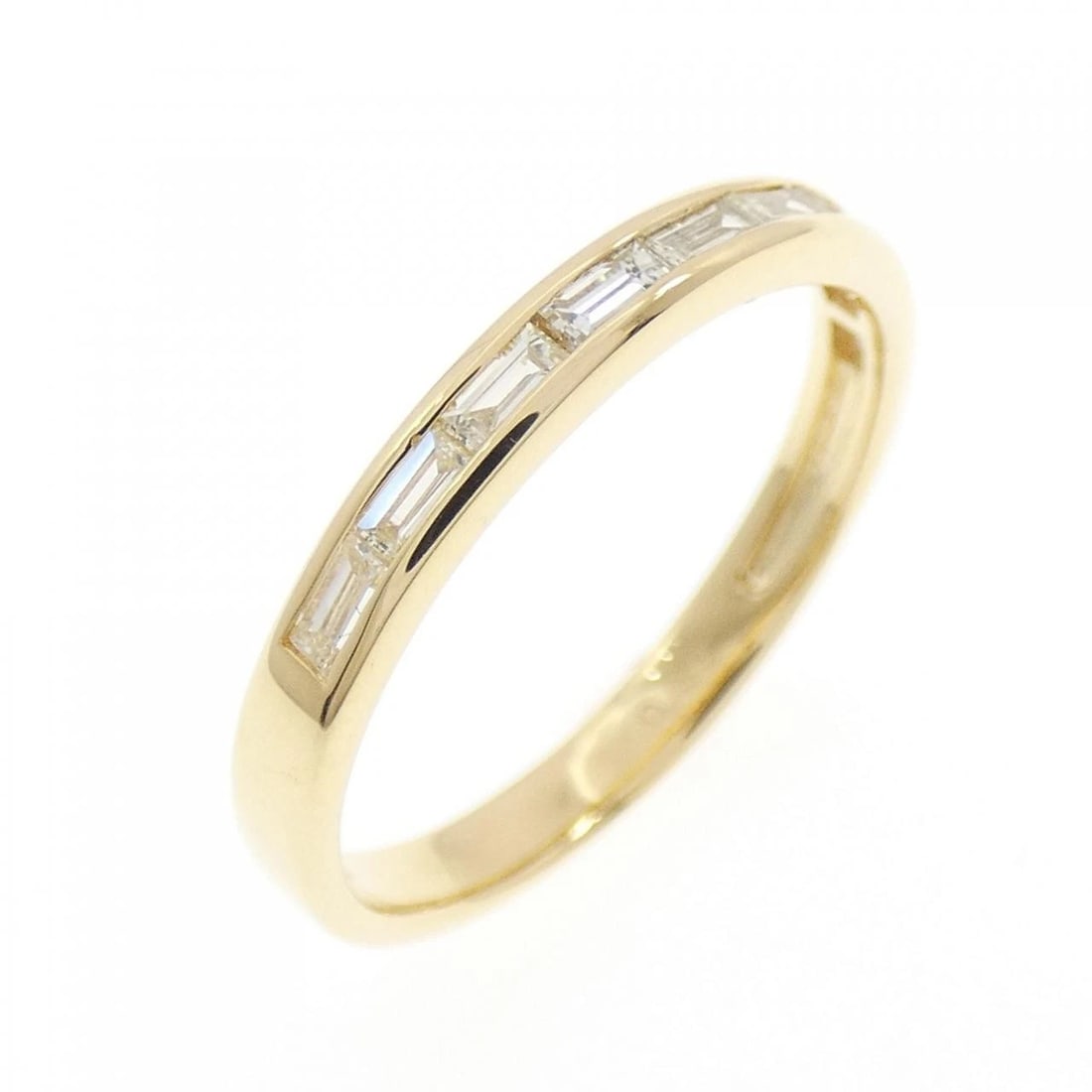 K18YG DIAMOND RING: K18YG Diamond Ring Brand: Unbranded Type: Ring Material: K18 Yellow Gold, Main Stone/Creation Natural Color: Yellow Gold Size: 6.5-7 ( US size) Accessories: None Accessories Notice: When p