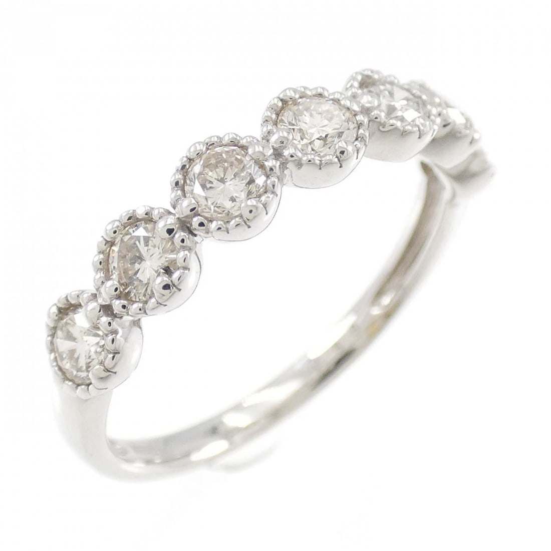 K18WG DIAMOND RING: K18WG Diamond Ring Brand: Unbranded Type: Ring Material: K18 White Gold, Main Stone/Creation Natural Color: White Gold Size: 6.5 ( US size) Accessories: None Accessories Notice: When