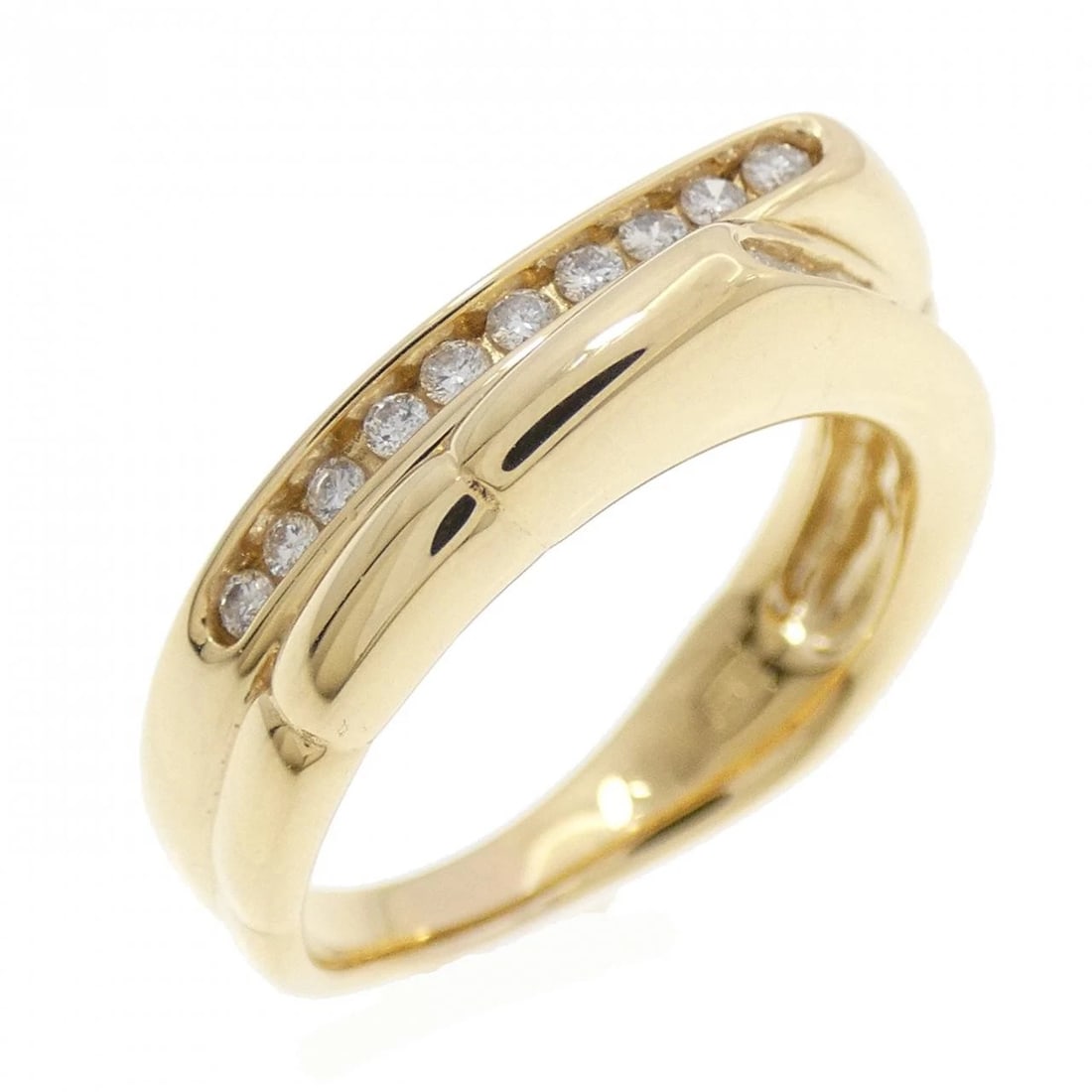 K18YG DIAMOND RING: K18YG Diamond Ring Brand: Unbranded Type: Ring Material: K18 Yellow Gold, Main Stone/Creation Natural Color: YG Size: 6.5-7 US Accessories: None Accessories Notice: When purchasing pre-own