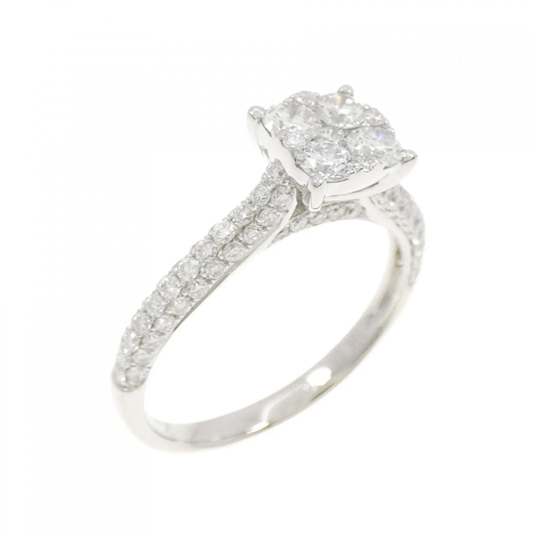 18KWG DIAMOND RING: 18KWG Diamond Ring Brand: Unbranded Type: Ring Material: 18K White Gold, Main Stone/Creation Natural Color: White Gold Size: 6.5-7 US Accessories: None Accessories Notice: When purchasing