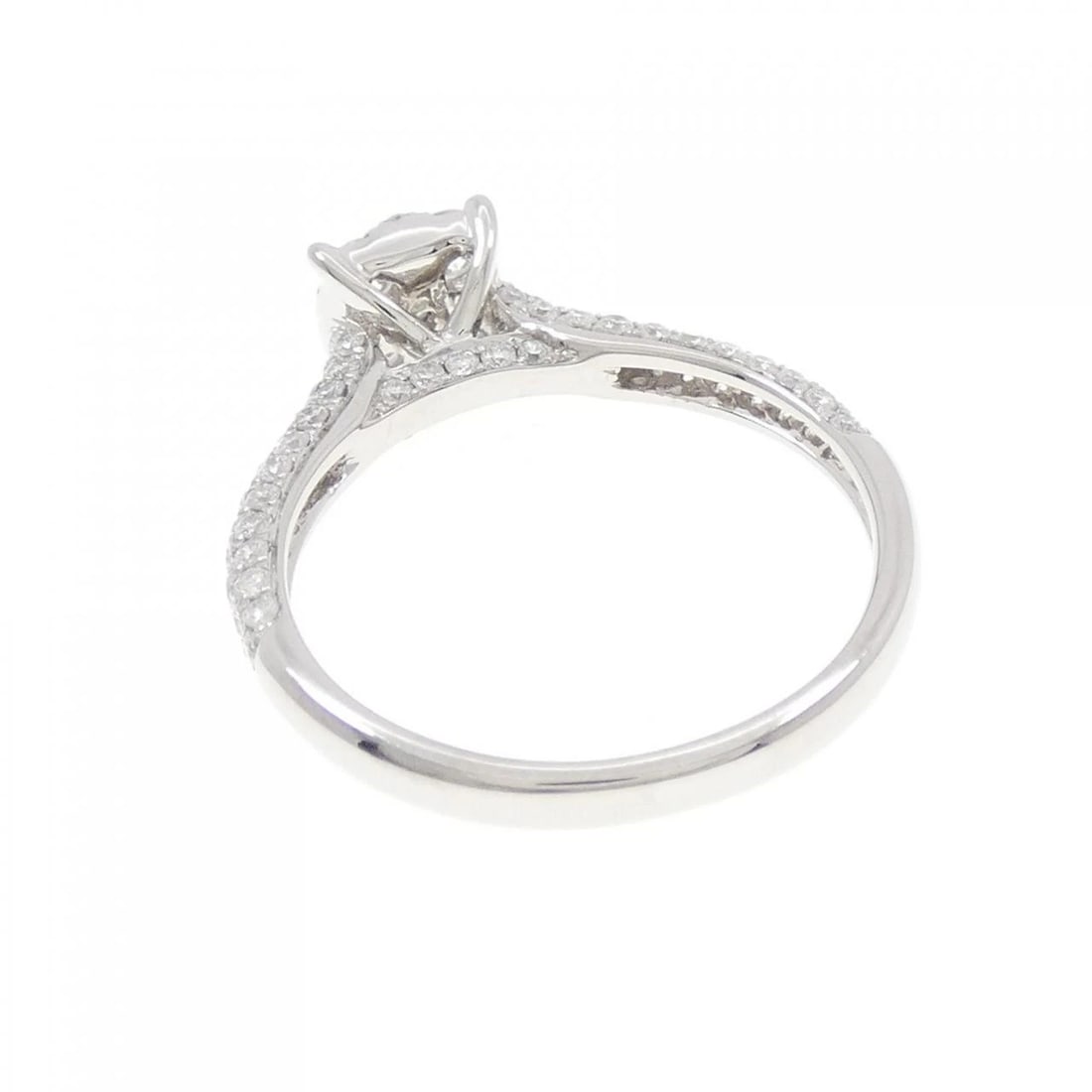 18KWG DIAMOND RING - 3