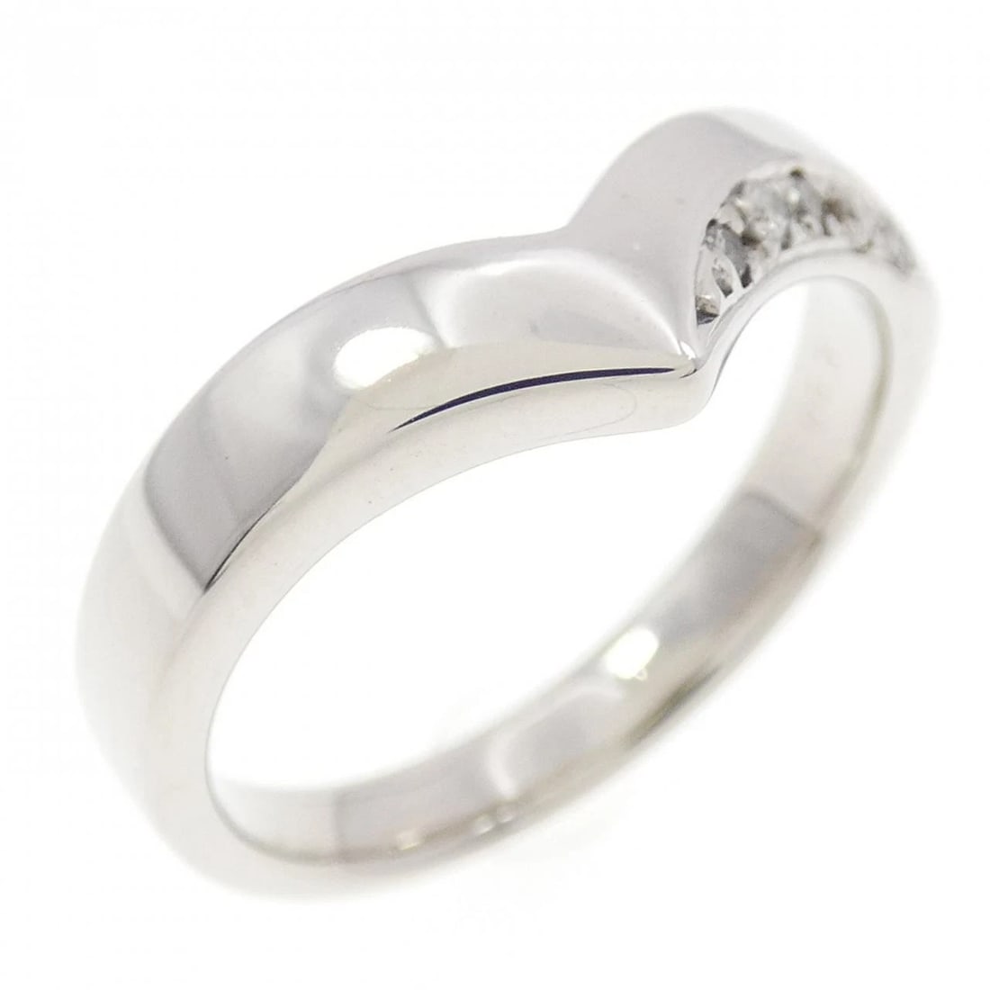 K18WG DIAMOND RING: K18WG Diamond Ring Brand: Unbranded Type: Ring Material: K18 White Gold, Main Stone/Creation natural Color: White Gold Size: 6 US Accessories: None Accessories Notice: When purchasing