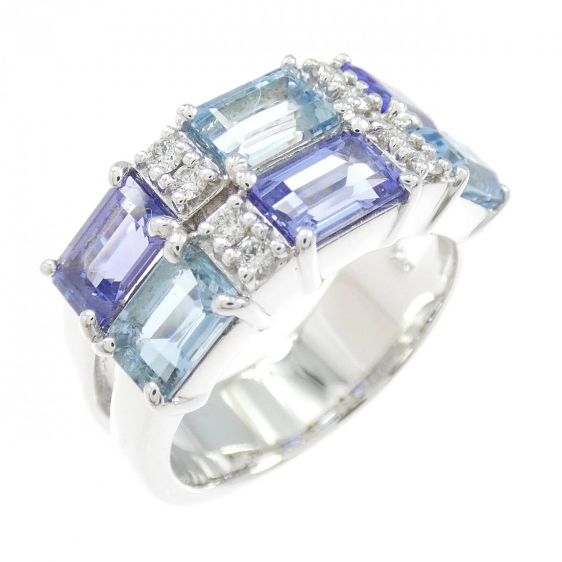 TASAKI COLORED STONE RING: Tasaki colored stone ring Brand: TASAKI Type: Ring Material: K18 white gold, Color: White Size: US 7.5 Accessories: None Accessories Notice: When purchasing pre-owned goods, please refer to