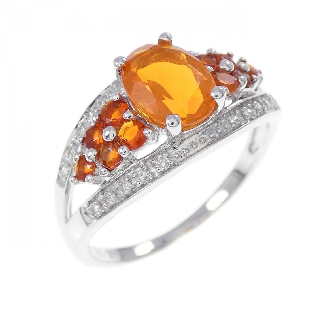 K14WG OPAL RING: K14WG Opal Ring Brand: Unbranded Type: Ring Material: K14 White Gold, Color: WG Size: 8.5-9 US Accessories: None Accessories Notice: When purchasing pre-owned goods, please refer to the ph