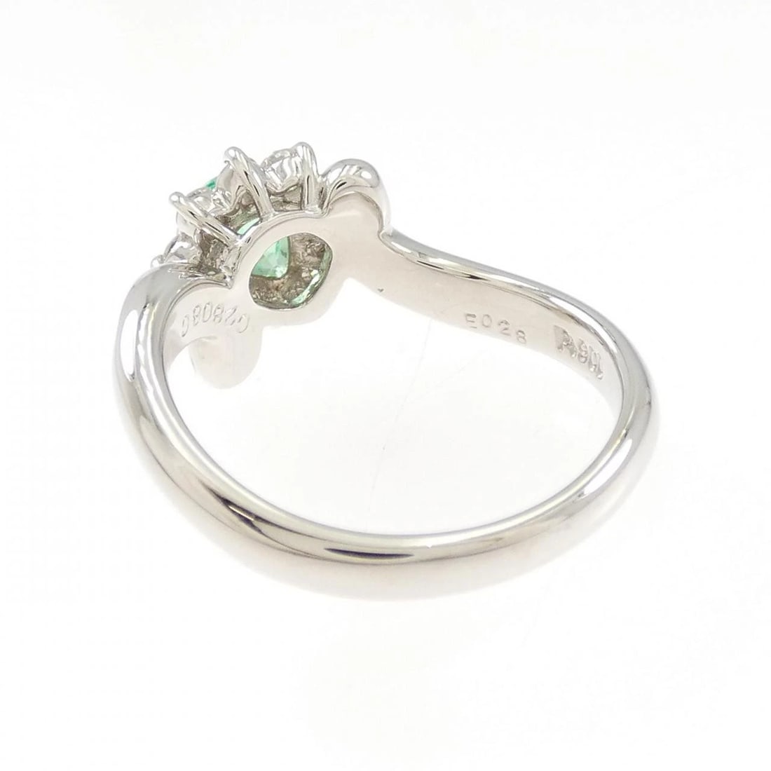 PT900 EMERALD RING - 3