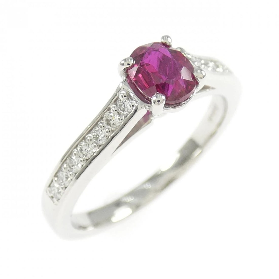 PT900 RUBY RING (1 of 3)