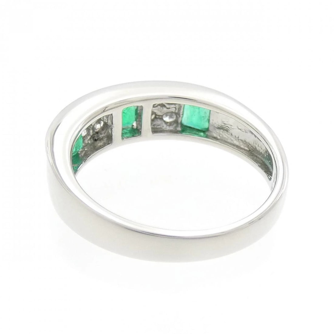 PT900 EMERALD RING - 3
