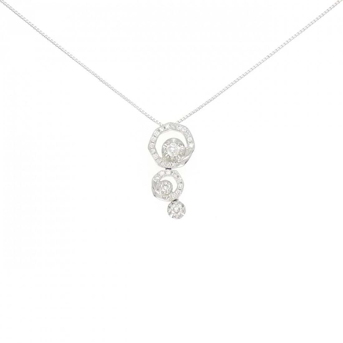 VENDOME DIAMOND NECKLACE: VENDOME Diamond Necklace Brand: VENDOME Type: Necklace Material: Platinum, Main Stone/Creation Natural Color: Platinum Size: ActualSize Pendant top H x W: 18.9mmx9.2mm Chain Max. W: 0.6mm 