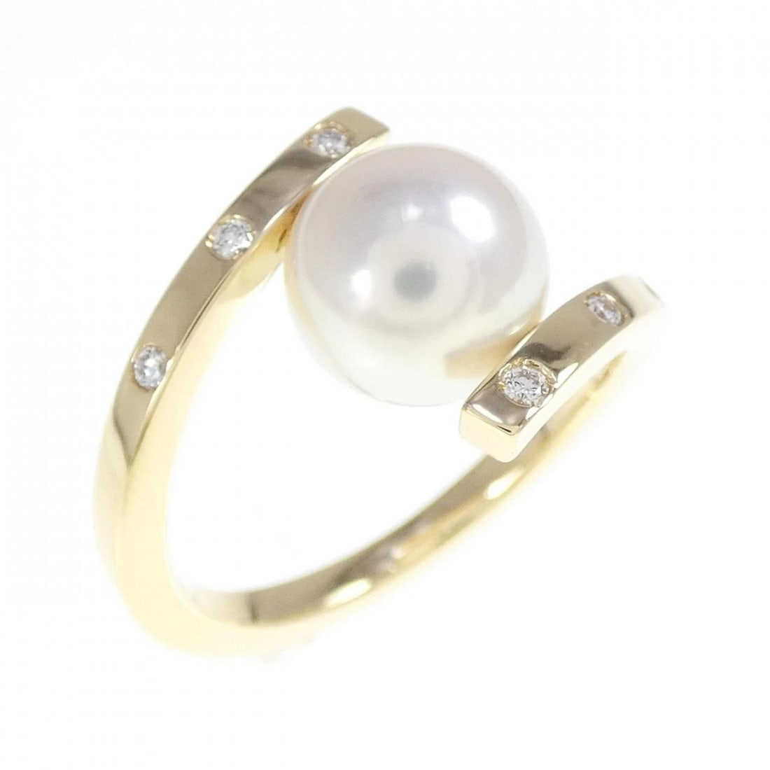TASAKI A FINE BALANCE RING (1 of 4)