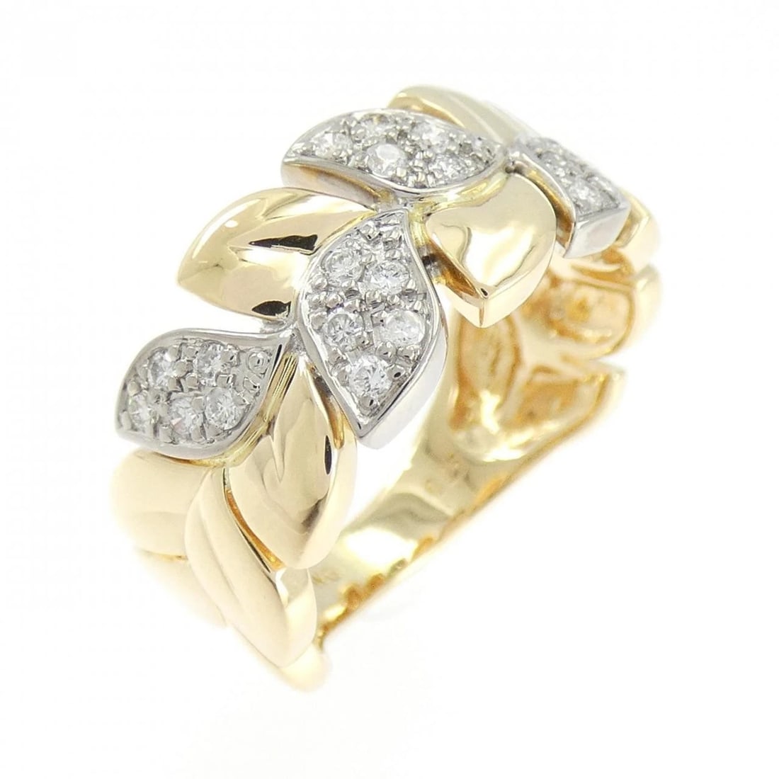 K18YG K18WG DIAMOND RING: K18YG K18WG Diamond Ring Brand: Unbranded Type: Ring Material: K18 Yellow Gold K18 White Gold, Main Stone/Creation Natural Color: YG Size: 6.5 US Accessories: None Accessories Notice: When