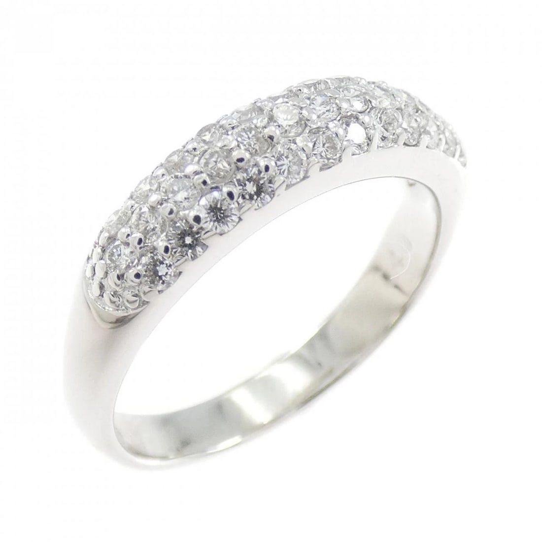 PONTE VECCHIO PAVE RING: Ponte Vecchio Pave Ring Brand: Ponte Vecchio Type: Ring Material: K18 white gold, Main Stone/Creation Natural Color: White Size: US 5 Accessories: None Accessories Notice: When purchasing