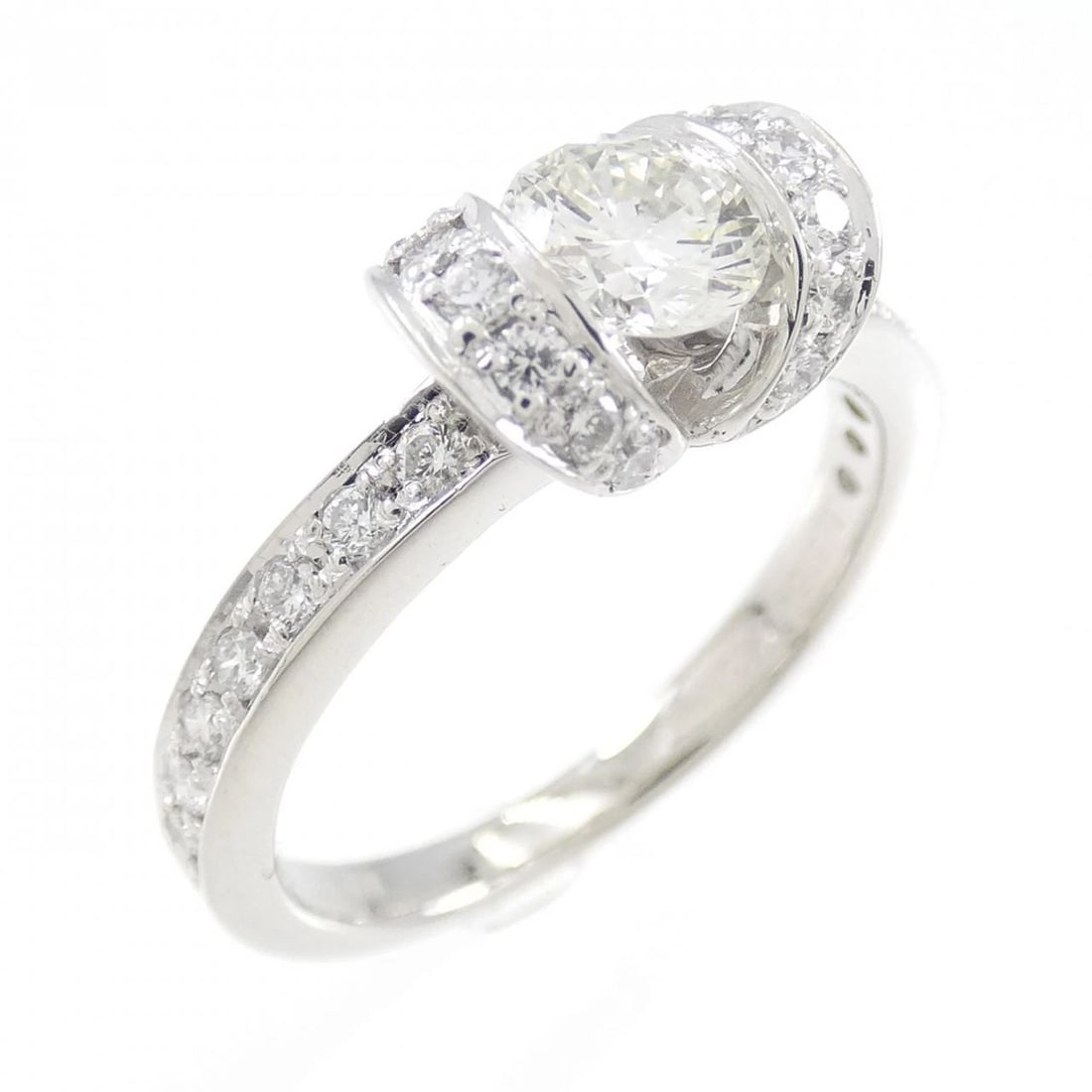 PT900 DIAMOND RING: PT900 Diamond Ring Brand: Unbranded Type: Ring Material: Platinum 900 Platinum, Main Stone/Creation Natural Color: White Gold Size: 5.5 Accessories: None Accessories Notice: When purchasin