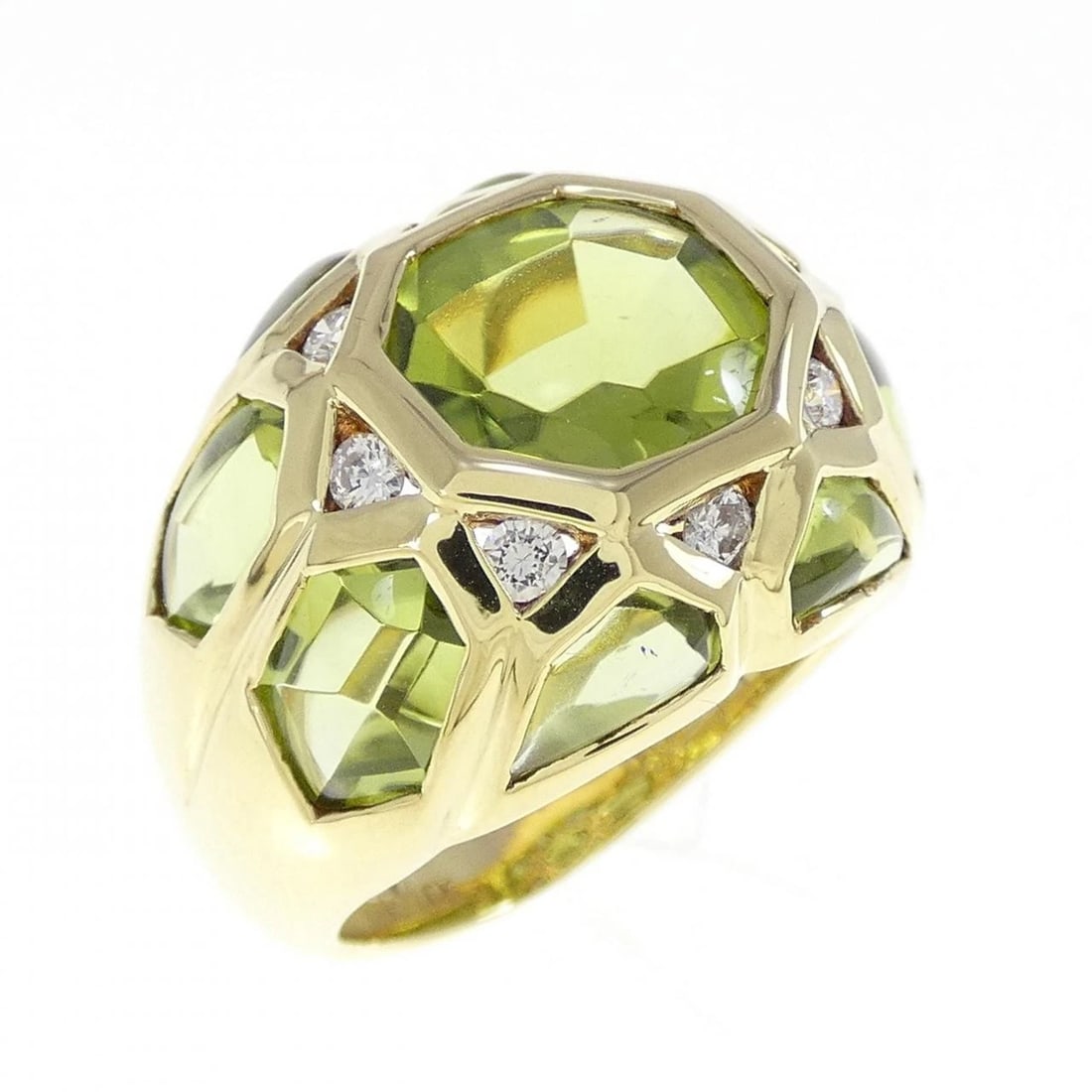 PONTE VECCHIO PERIDOT RING: Ponte Vecchio Peridot Ring Brand: Ponte Vecchio Type: Ring Material: K18 Yellow Gold, Main Stone/Creation Main Stone PeridotSide Stone Diamond Color: yellow gold Size: 7 (US size) 