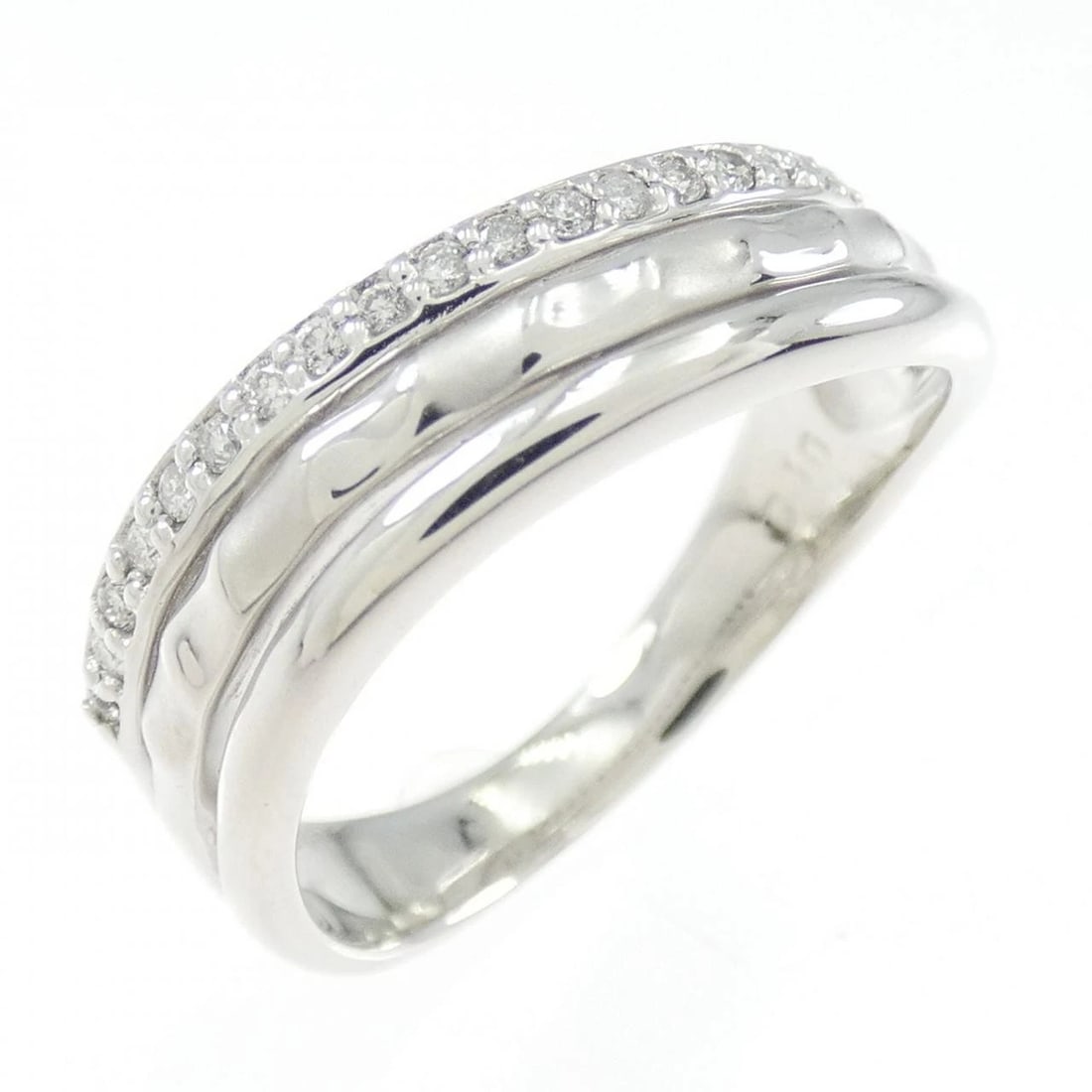 K18WG DIAMOND RING: K18WG Diamond Ring Brand: Unbranded Type: Ring Material: K18 White Gold, Main Stone/Creation Natural Color: White Gold Size: 6 US Accessories: None Accessories Notice: When purchasing