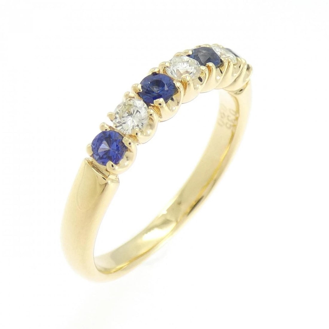 K18YG SAPPHIRE RING: K18YG Sapphire Ring Brand: Unbranded Type: Ring Material: K18 Yellow Gold, Main Stone/Creation Sapphire Color: YG Size: 6.5-7 US Accessories: None Accessories Notice: When purchasing pre-o