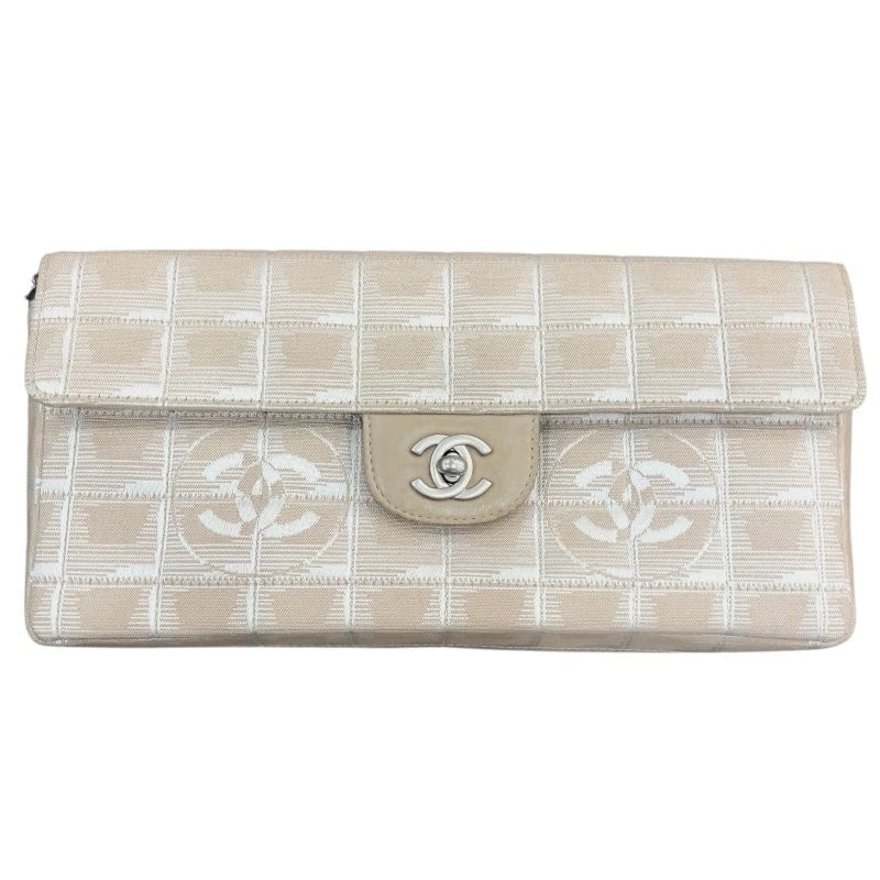 CHANEL NEW TRAVEL LINE SEMI BEIGE/SHW NYLON JACQUARD HANDBAG: CHANEL New Travel Line Semi Beige/SHW Nylon Jacquard Handbag Brand: CHANEL Type: Handbag Material: Nylon Jacquard Color: Beige // SV Hardware Size: W: 26cm / H: 13cm / D: 4cm / Shoulder: 70cm Acc