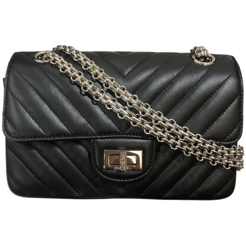 CHANEL MINI FLAP BAG V-STITCH BLACK SHW LAMBSKIN SHOULDER BAG HANDBAG: CHANEL Mini Flap Bag V-Stitch Black SHW Lambskin Shoulder Bag Handbag Brand: CHANEL Type: Handbag Material: Rum Color: Black/SV Hardware Size: W: 20cm / H: 13cm / D: 8cm / Shoulder: 110cm Accesso