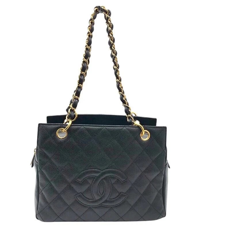 CHANEL PTT CHAIN TOTE BLACK/GHW CAVIAR HANDBAG: CHANEL PTT Chain Tote Black/GHW Caviar Handbag Brand: CHANEL Type: Handbag Material: Caviar Color: Black/GD Hardware Size: W: 25cm / H: 19cm / D: 14cm / Shoulder: 50cm Accessories: None