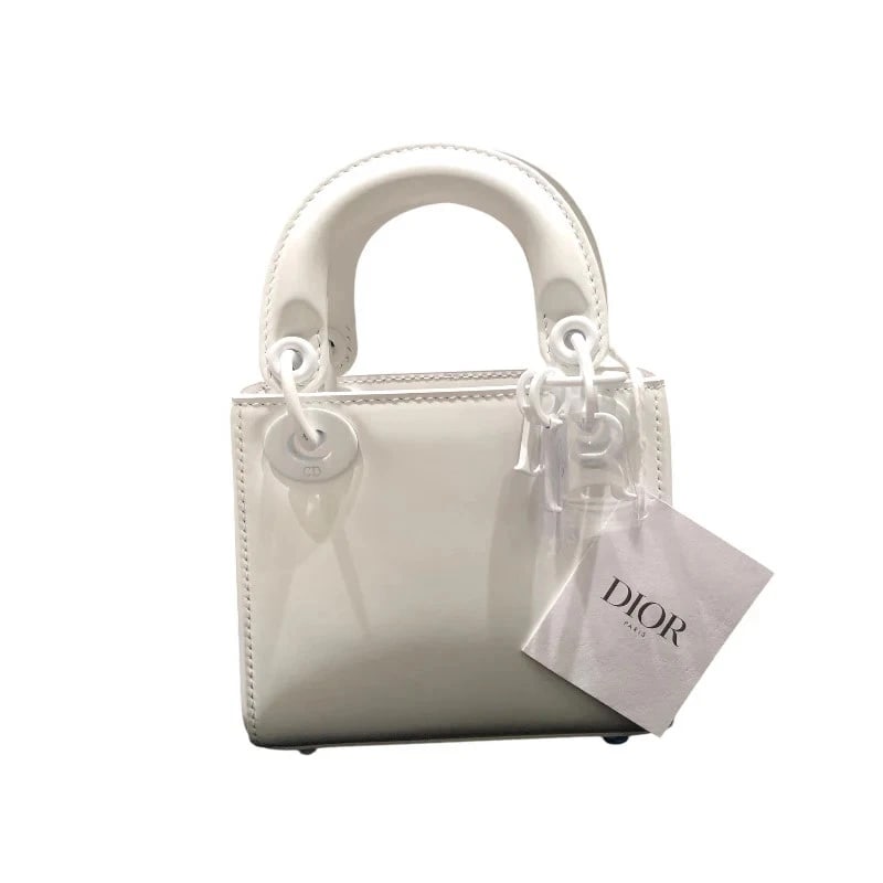CHRISTIAN DIOR LADY DIOR MICRO WHITE CALF HANDBAG: Christian Dior Lady Dior Micro White Calf Handbag Brand: CHRISTIAN DIOR Type: Handbag Material: Calf Color: white Size: W: 12cm / H: 10cm / D: 5cm / Shoulder: 98cm Accessories: None Access