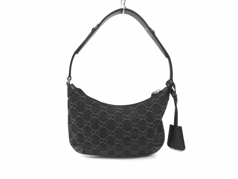 GUCCI GG DENIM BLACK HORSEBIT SLIM SMALL SHOULDER HANDBAG: Gucci GG Denim Black Horsebit Slim Small Shoulder Handbag Brand: Gucci Type: Handbag Material: GG denim black Color: none Size: D 25×H 15×G 4cm / Handle circumference 47cm Accessories: None