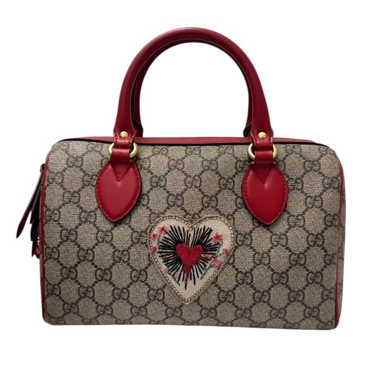 GUCCI GG SUPREME SMALL BEIGE-RED PVC HANDBAG: GUCCI GG Supreme Small Beige-Red PVC Handbag Brand: GUCCI Type: Handbag Material: Pvc Color: Beige Red Size: W: 26cm / H: 17cm / D: 14cm / Shoulder: 98~110cm Accessories: None Accessories