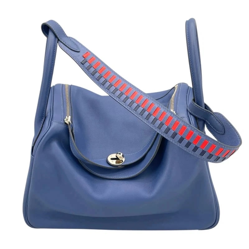 HERMES LINDY TRESSAGE C STAMP BLUE BRUME CAPUCINE SHW SWIFT & EPSOM HANDBAG: HERMES Lindy Tressage C Stamp Blue Brume Capucine SHW Swift & Epsom Handbag Brand: HERMES Type: Handbag Material: Swift Epson Color: Blue Blind Capucines SV Hardware Size: W: 30cm / H: 20cm / D: 1