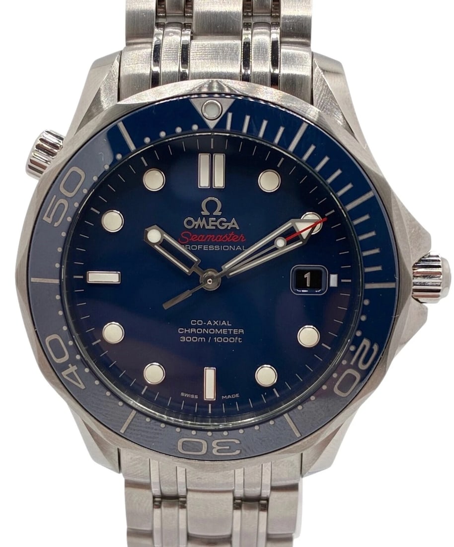 OMEGA SEAMASTER DIVER WATCH: OMEGA Seamaster Diver Watch Brand: OMEGA Type: Wrist watch Material: NONE Color: Dial Color Navy Size: [ Minimum Wrist Size] 20cm [ Max Wrist Size ] 20cm Dial size 40.9mm × 40.9mm Accessories: N