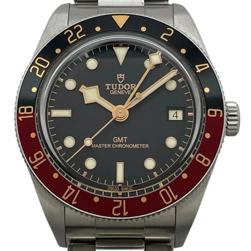 TUDOR BLACK WATCH: Tudor Black Watch Brand: TUDOR Type: Wrist watch Material: SS Color: Dial Color Black Size: [ Case size ] 39mm / Case shape: Round face / Case thickness: 12.7mm [ Arm circumference size ] 20cm Ac
