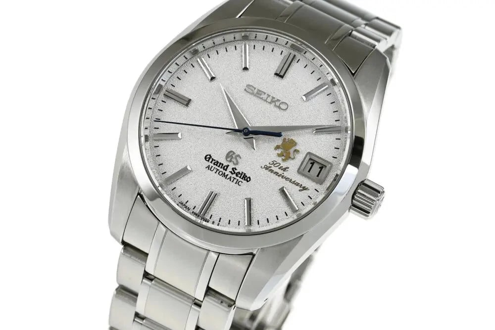 SEIKO MECHANICAL GRAND WATCH: SEIKO Mechanical Grand Watch Brand: SEIKO Type: Wrist watch Material: SS Color: Dial Color Silver Size: Case Thickness 13mm [ Case size ] 37mm [ Arm circumference size ] 19.5cm Accessories: