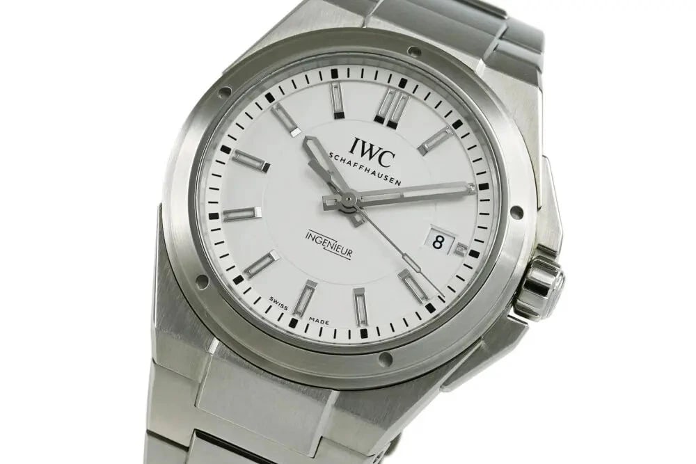 IWC INGENIEUR WATCH: IWC Ingenieur Watch Brand: IWC Type: Wrist watch Material: SS Color: Dial Color Silver Size: [ Case size ] 40mm [ Arm circumference size ] 20cm Case Thickness 10mm Accessories: None