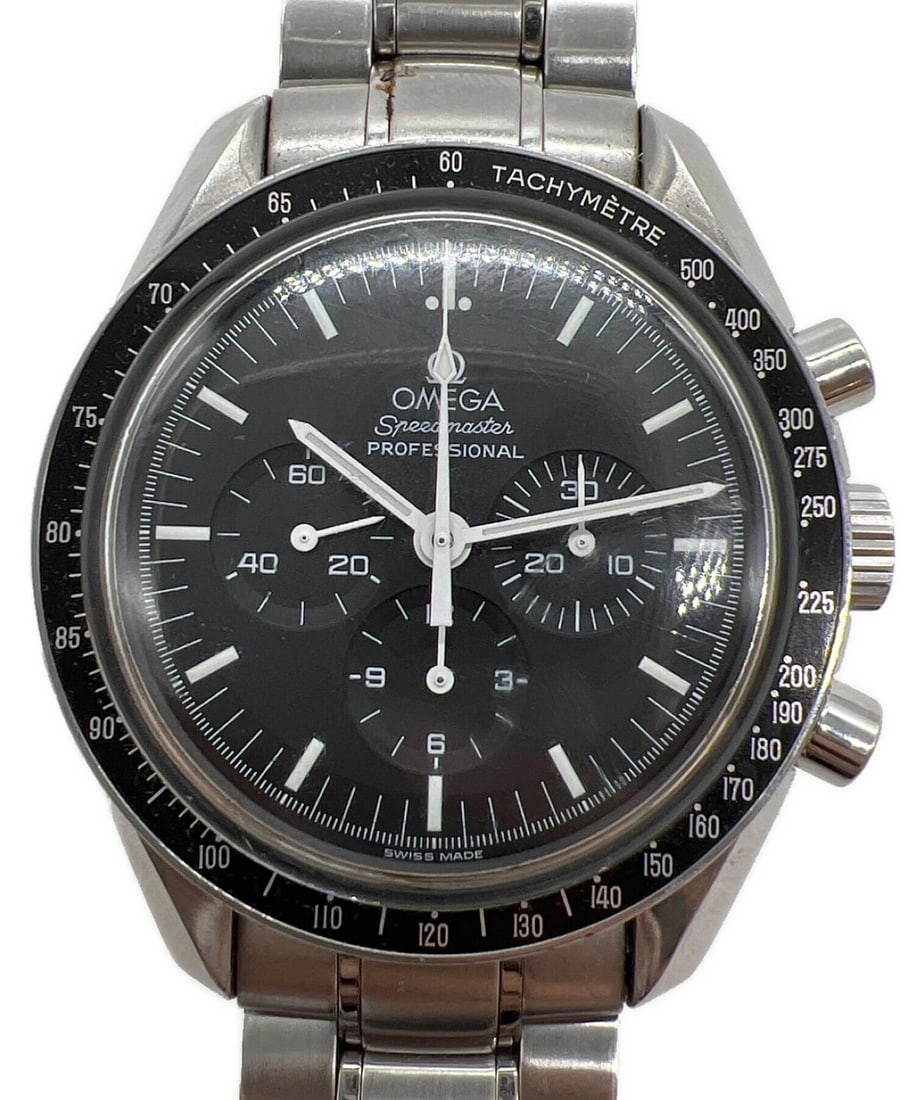 OMEGA SPEEDMASTER WATCH: OMEGA Speedmaster Watch Brand: OMEGA Type: Wrist watch Material: none Color: Dial Color Black Size: [ Minimum Wrist Size] 18cm Dial size 3.5cm × 4.0cm Accessories: None Accessories Notice: