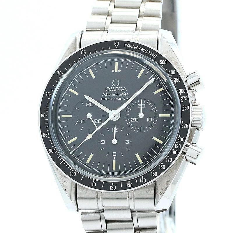 OMEGA SPEEDMASTER MOONWATCH: Omega Speedmaster MoonWatch Brand: OMEGA Type: Wrist watch Material: Stainless Steel Color: Dial Color Black Size: [ Case size ] 42mm [ Arm circumference size ] 19cm Accessories: None