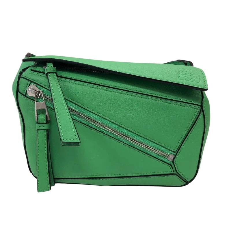 LOEWE PUZZLE BUM BAG MINI CROSSBODY HANDBAG: LOEWE Puzzle Bum Bag Mini Crossbody Handbag Brand: LOEWE Type: Handbag Material: Calf Color: green Size: W: 18cm / H: 13cm / D: 7cm Accessories: None Accessories Notice: When purchasing pr