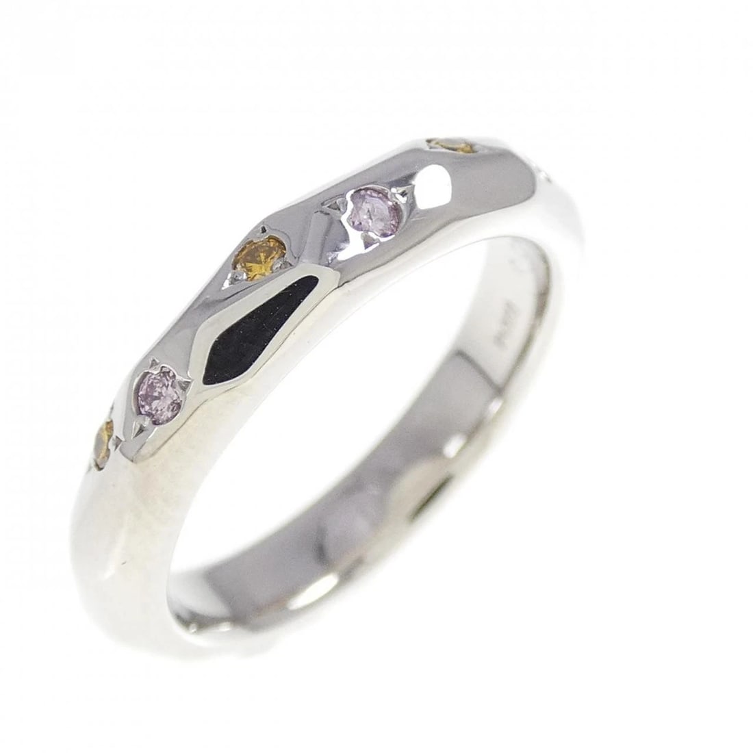 PT900 DIAMOND RING: PT900 Diamond Ring Brand: Unbranded Type: Ring Material: Platinum 900 Platinum, Main Stone/Creation Natural Color: White Gold Size: 4-4.5 US Accessories: None Accessories Notice: When