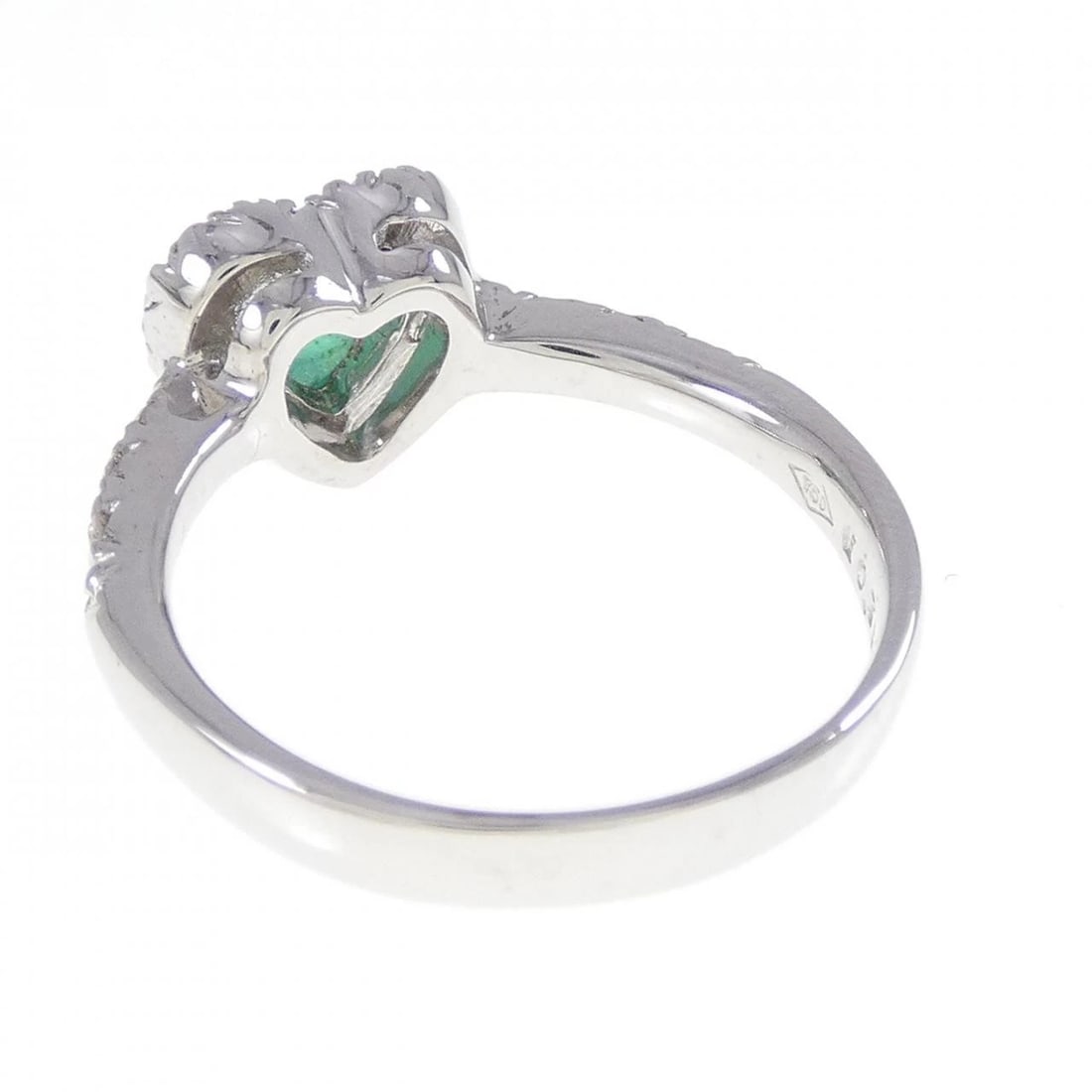 750WG HEART EMERALD RING - 3