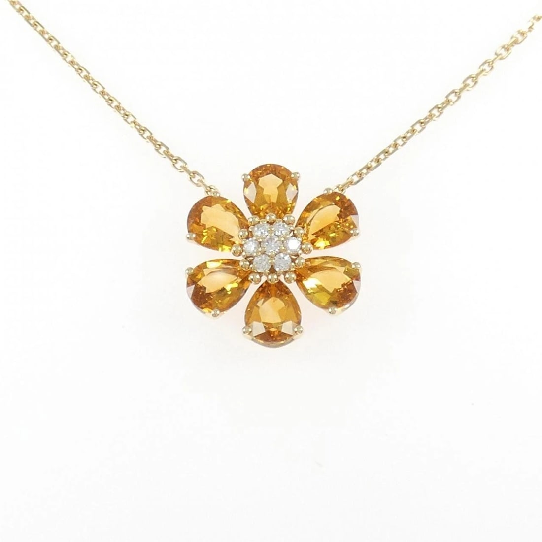 VAN CLEEF & ARPELS FLEUR D'AWAY NECKLACE: Van Cleef & Arpels Fleur d'Away Necklace Brand: Van Cleef & Arpels Type: Necklace Material: 750 Yellow Gold, Main Stone/Creation Citrine Color: Yellow Gold Size: ActualSize Pendant top H x W: