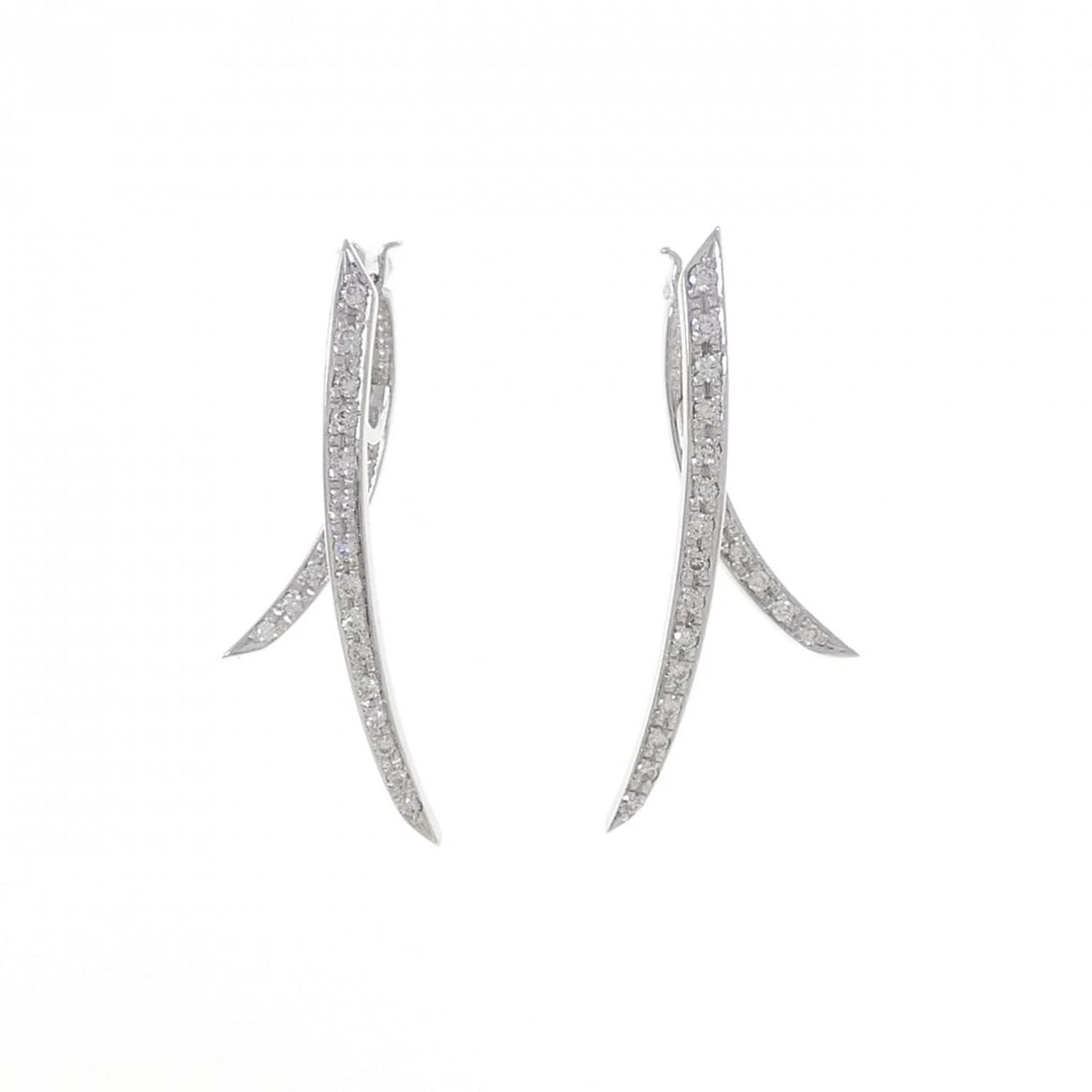 K18WG K14WG DIAMOND EARRINGS: K18WG K14WG Diamond Earrings Brand: Unbranded Type: Earrings Material: K18 White Gold K14 White Gold, Main Stone/Creation Natural Color: WG Size: ActualSize HxW: 30.0mmx11.9mm Accessories: None