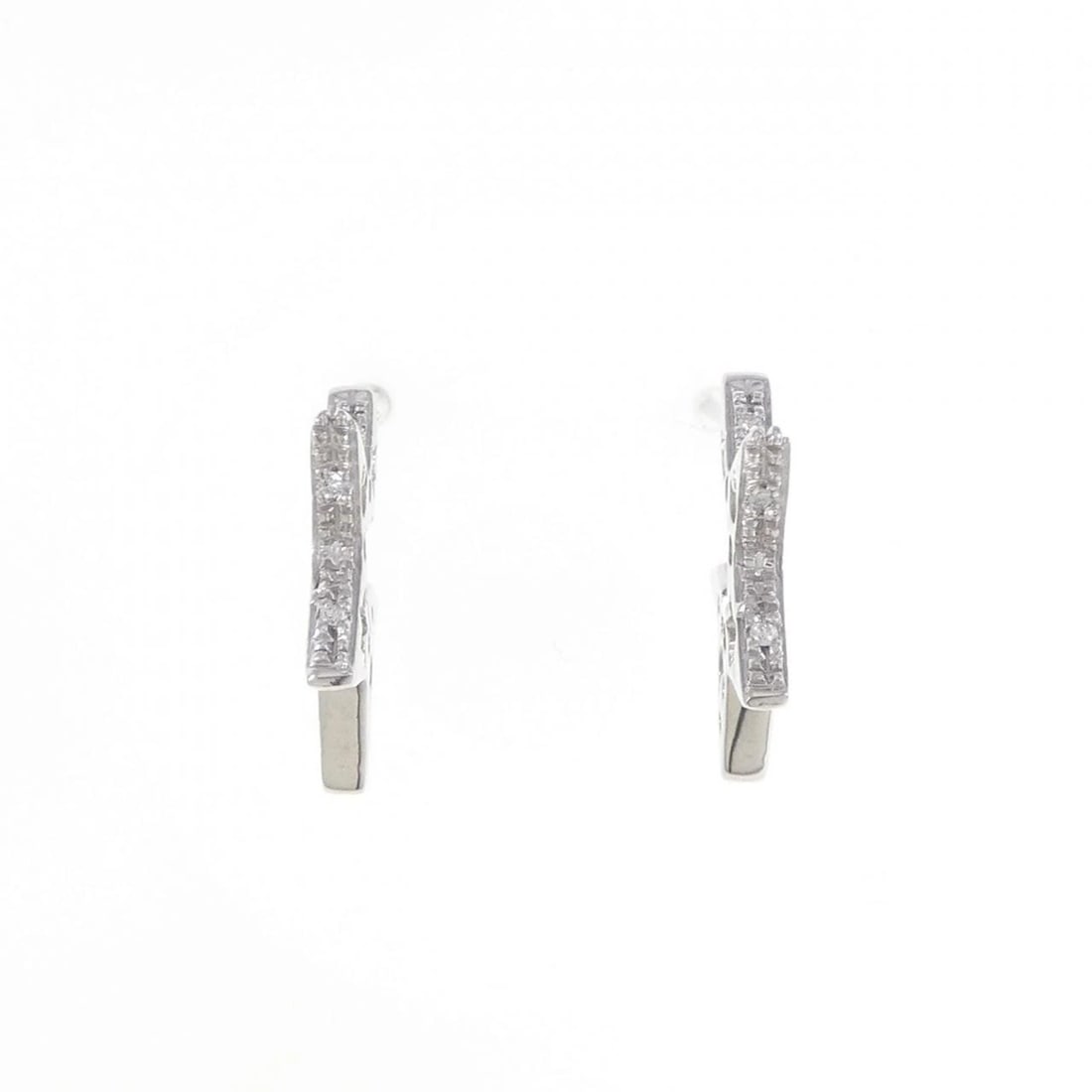 750WG K18WG STAR DIAMOND EARRINGS: 750WG K18WG Star Diamond Earrings Brand: Unbranded Type: Earrings Material: 750 White Gold K18 White Gold, Main Stone/Creation natural Color: White Gold Size: HxW: 16.3mmx2.0mm Accessories: