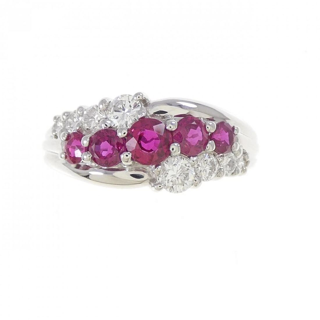 PT900 RUBY RING (1 of 2)