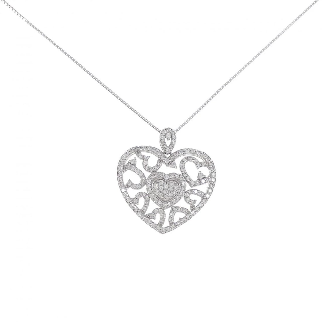K18WG HEART DIAMOND NECKLACE: K18WG Heart Diamond Necklace Brand: Unbranded Type: Necklace Material: K18 White Gold, Main Stone/Creation Natural Color: WG Size: 45cmActualSize Pendant top H x W: 24.3mmx22.5mm Chain Max. W: