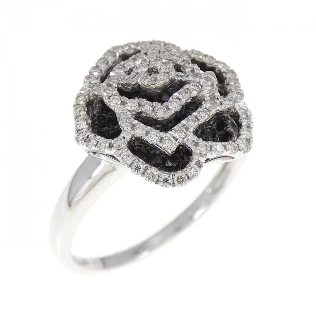 K18WG K18BG ROSE DIAMOND RING: K18WG K18BG Rose Diamond Ring Brand: Unbranded Type: Ring Material: K18 White Gold K18 Black gold, Main Stone/Creation Natural Color: WG Size: 6.5 US Accessories: None Accessories Notice: