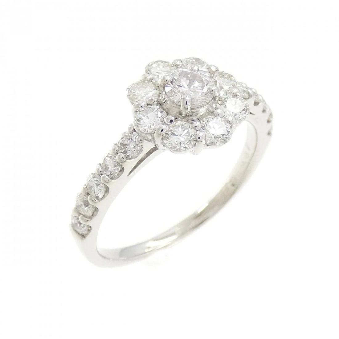 PT900 FLOWER PINK DIAMOND RING: PT900 Flower Pink Diamond Ring Brand: Unbranded Type: Ring Material: Platinum 900 Platinum, Main Stone/Creation natural Color: White Gold Size: 6.5 US Accessories: None Accessories Notice: