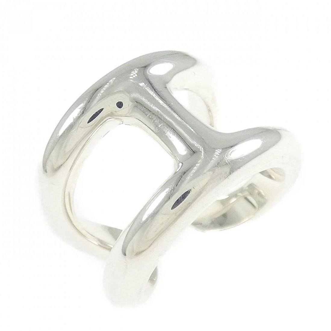 HERMES OSMOS LARGE RING: HERMES Osmos Large Ring Brand: HERMES Type: Ring Material: 925, Color: Silver Size: US 8.25 Accessories: None Accessories Notice: When purchasing pre-owned goods, please refer to the photo