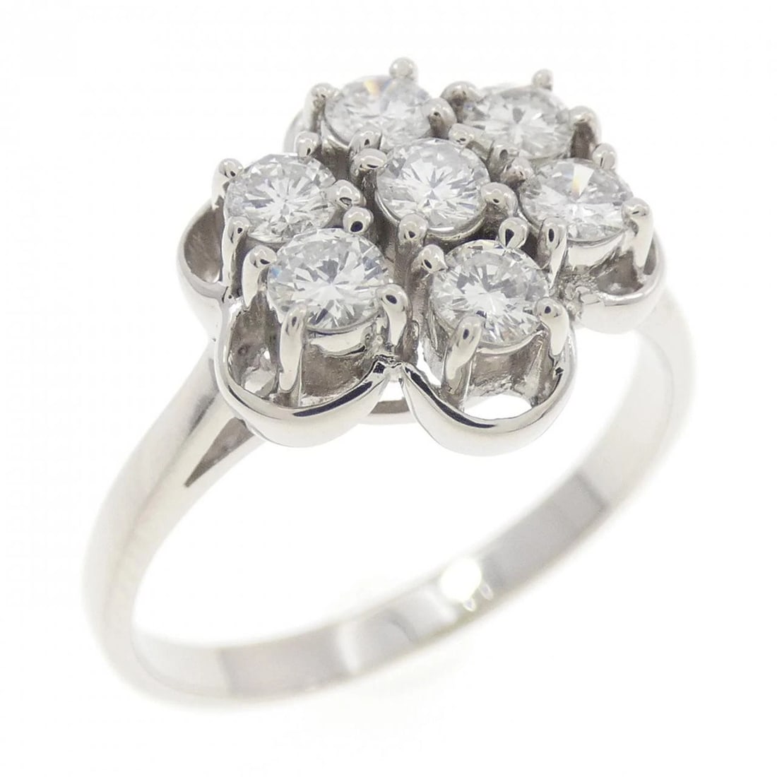 PT850 DIAMOND RING: PT850 Diamond Ring Brand: Unbranded Type: Ring Material: Platinum 850, Main Stone/Creation Natural Color: Silver Size: 6-6.5 ( US size) Accessories: None Accessories Notice: When purchasin