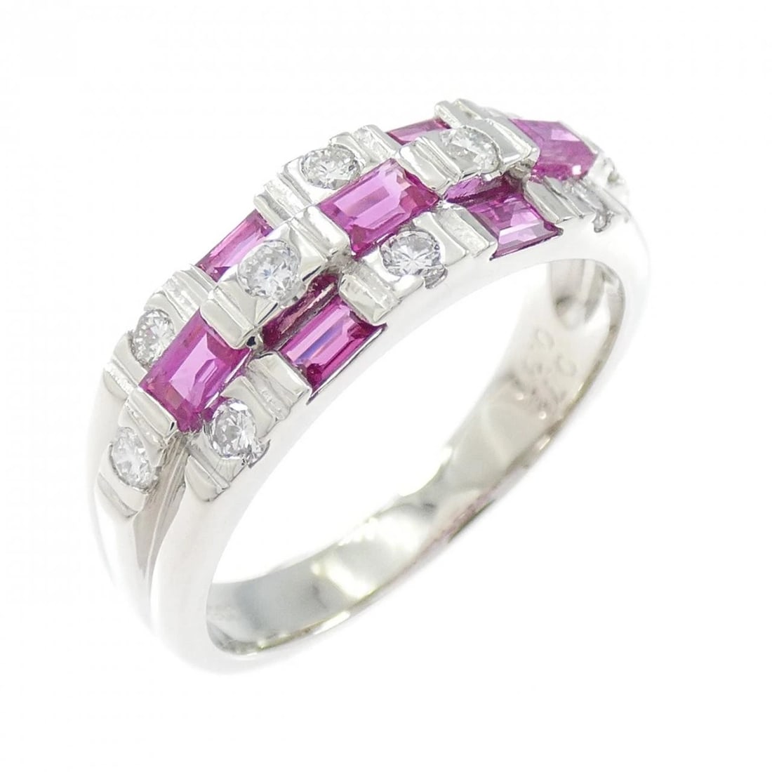 PT900 RUBY RING (1 of 3)